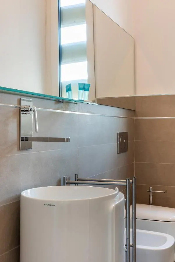 Apartament Easylife - Wonderful Penthouse With Terrace A Few Steps From The Duomo Mediolan Włochy